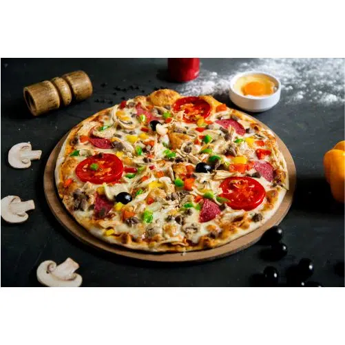mixed pizza with various ingridients 1 تصویر بسیار با کیفیت پیتزا
