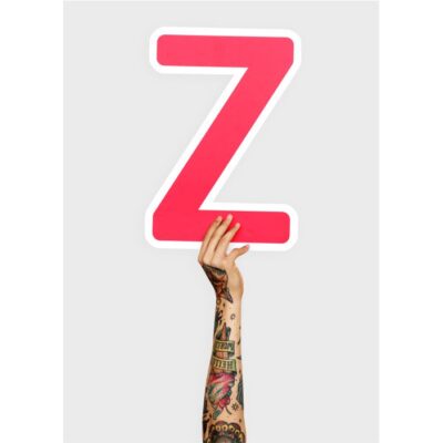 طرح دست نگهداشتن حرف لاتین Z