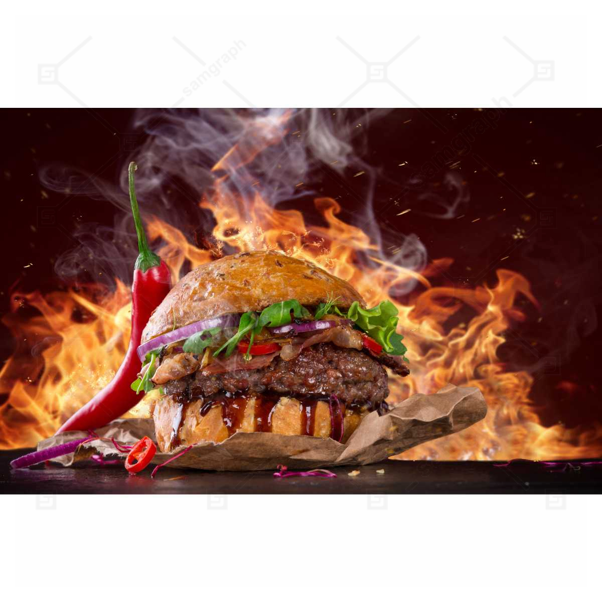 High quality photo of juicy hamburger with fire and pepper lettuce onion parsley 2 1 عکس ترشیجات در ظرف نگهدارنده